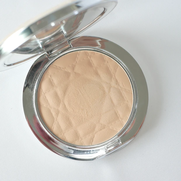 Dior(ディオール) ディオールスキン フォーエヴァー ヌード マット フィルター セザンヌ 似てる