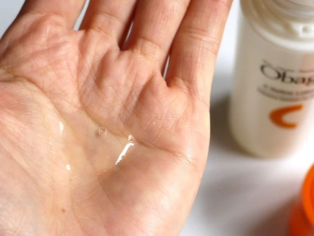 【3/10発売】毛穴＆エイジングケアならビタミンC！あのオバジCシリーズにローション登場！_4