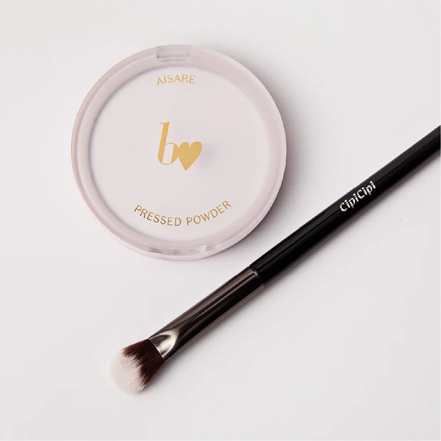 ビー アイドル 愛されプレストパウダー シピシピ ハイライトブラシ プチプラコスメ お悩み カバーメイク ベースメイク 毛穴 2026春新作