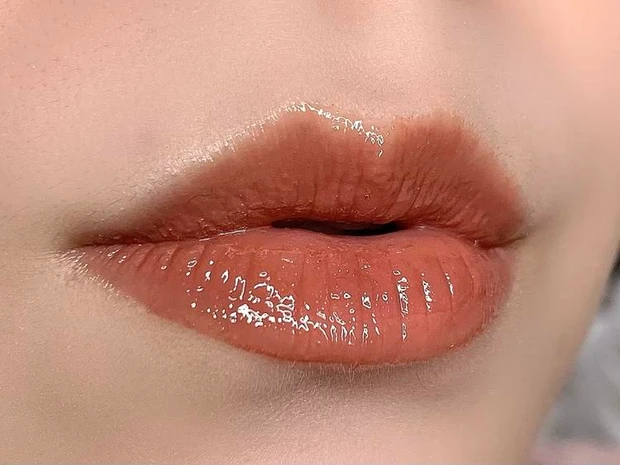 ブラウンリップ ケイト リップモンスター ツヤバース G03 99.9℃ スウォッチ