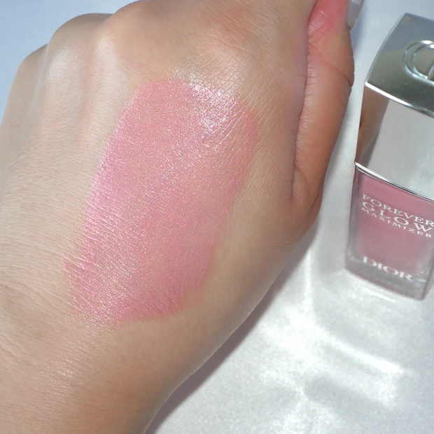 Dior ディオールスキンフォーエヴァー グロウ マキシマイザー リキッドハイライト