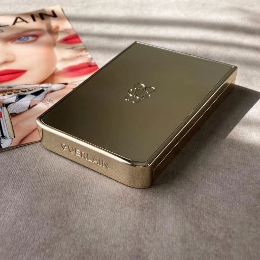 10/15発売「ゲラン ホリデーコレクション」星の煌めきを目元に!オンブル ジェの限定色 777 〈ゴールデンスター〉を紹介【クリスマスコフレ2022】_8_1