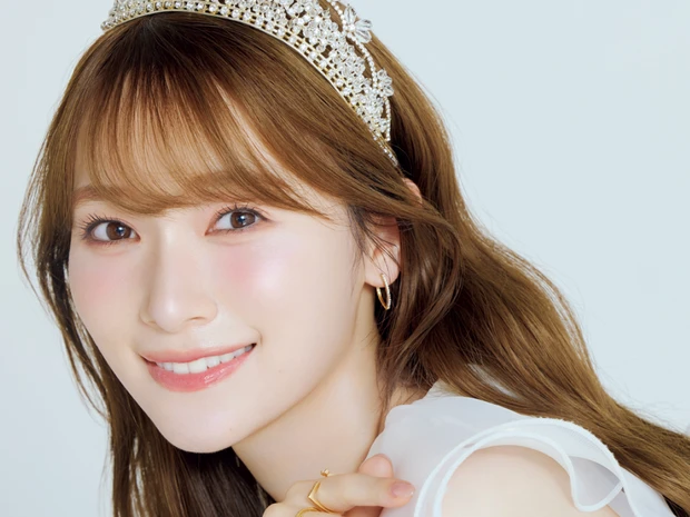 【フェイス オブ ザ イヤー2025】櫻坂46・守屋麗奈さんが受賞！ インタビュー＆厳選愛用コスメ5選