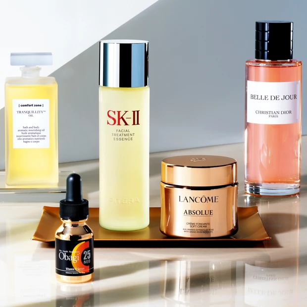 【神崎 恵さんの最愛名品10】Dior、ランコム、オバジ、シャネルetc…