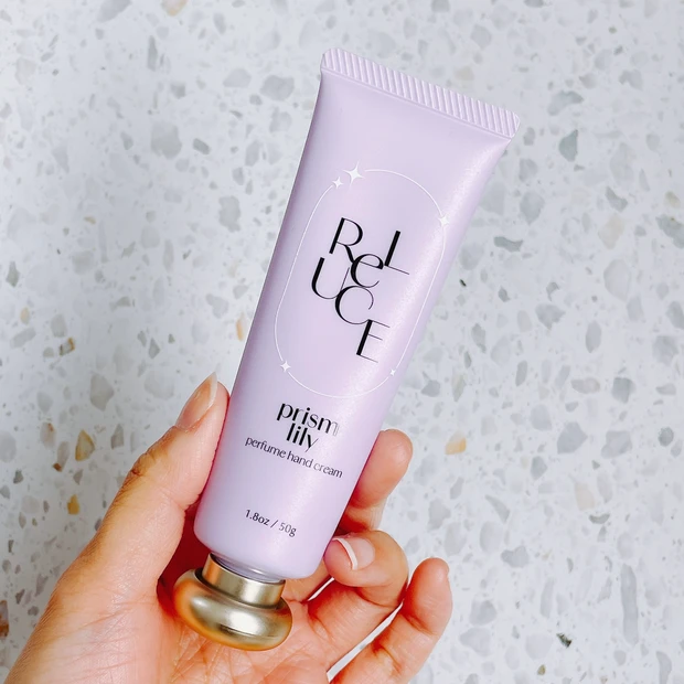 リルーチェ パフュームハンドクリーム プリズムリリー レビュー