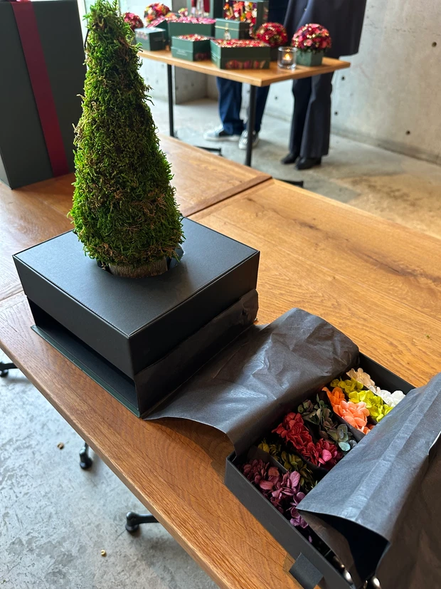 生花はストレスを軽減させる効能!ニコライバーグマンのお花屋さんへ。_2_1