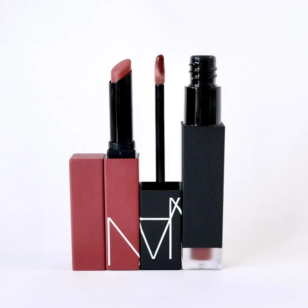 NARS(ナーズ)エアーマットウルトラリップティント パワーマットリップスティック