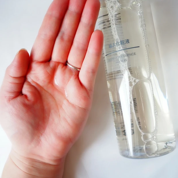 無印良品　導入化粧液　テクスチャー