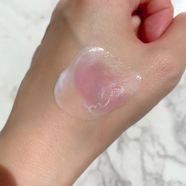 メイク 化粧 クレンジング 手