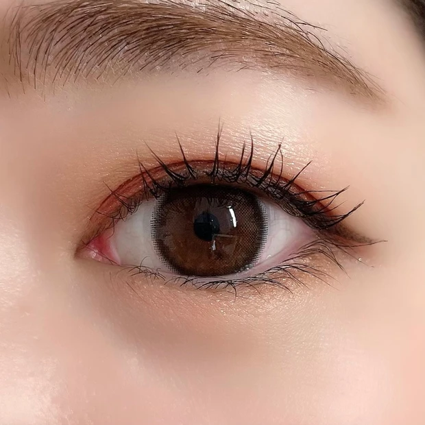 BLEND BERRY(ブレンドベリー) オーラクリエイション 102 ザクロ&シュガリーピンク アイメイク