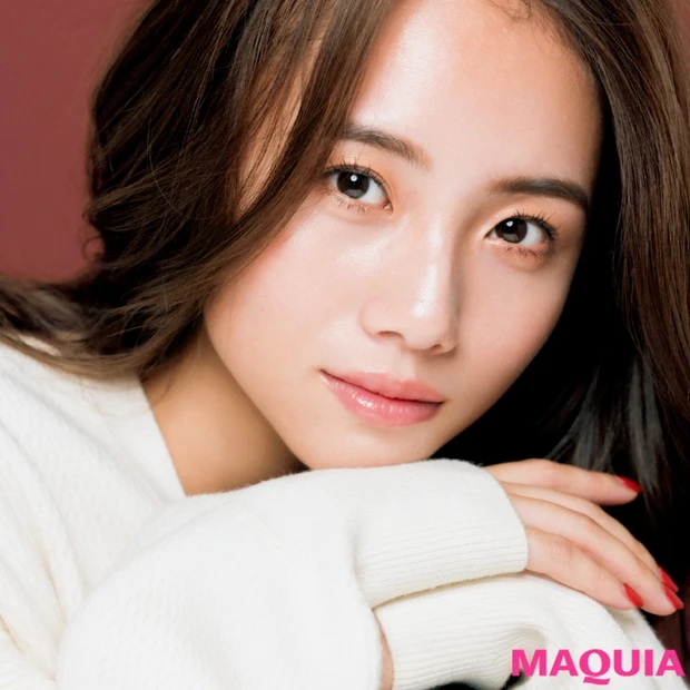 伊原 葵さんの令和ベストコスメはこれ！ スキンケア&メイクアップのお気に…