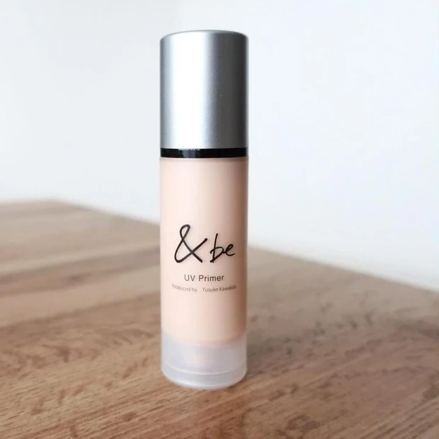 【1位】《&be》売り切れ続出! 毛穴レスな透明ツヤ美肌になれる化粧下地
