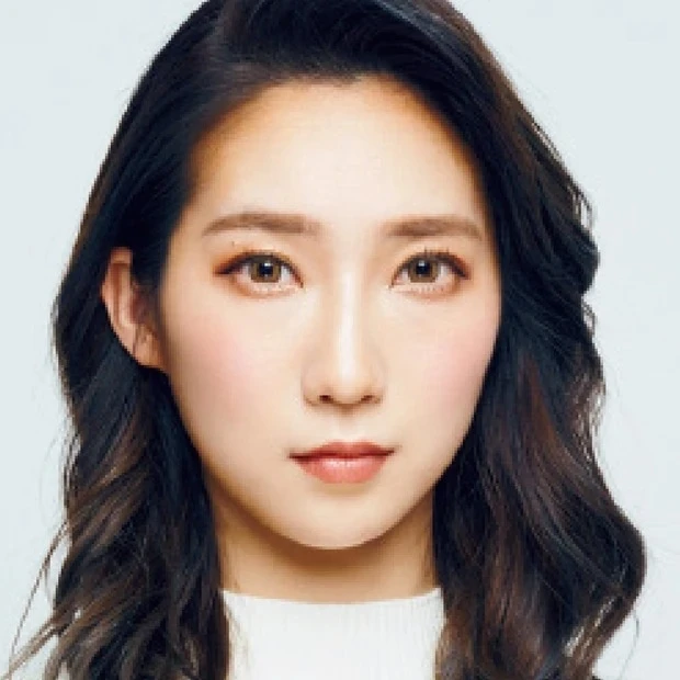 ファーストサマーウイカさんのお気に入り！ ツヤ感命のモチベUPおうち時間ベストコスメ