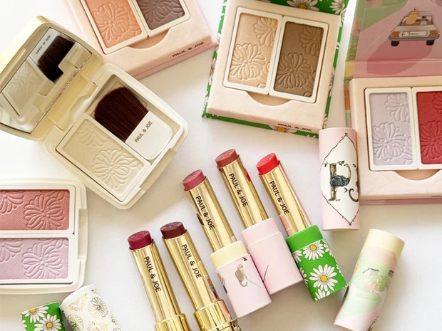 【春コスメ2026】ポール ＆ ジョーの春コレクションをスウォッチ！ シアーな色づきが魅力の新作リップが登場