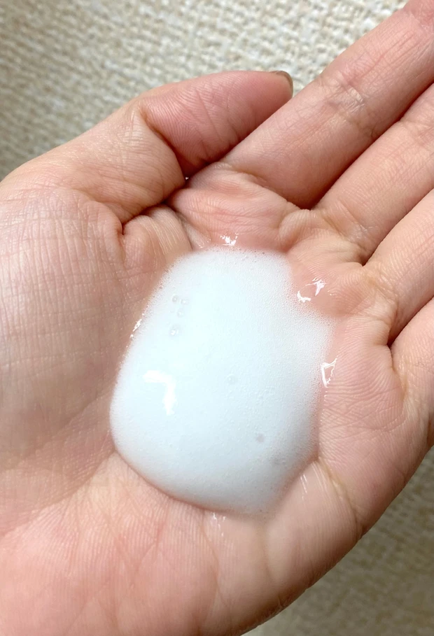 イネス　ines 花王　アクアチャージムース　頭皮ケアイネス　ines 花王　アクアチャージムース