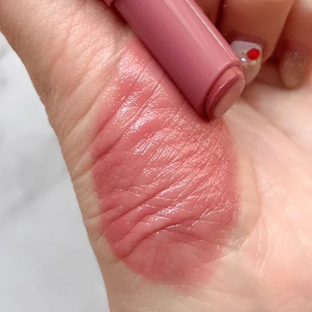 セザンヌ 新作 グロウ フォンデュリップ 01 コーラルメモリー スウォッチ