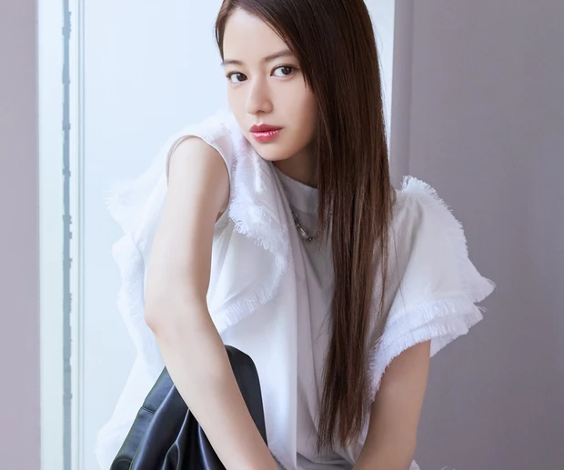 山本舞香さんは今、素肌に映えるサマーメイクに夢中!