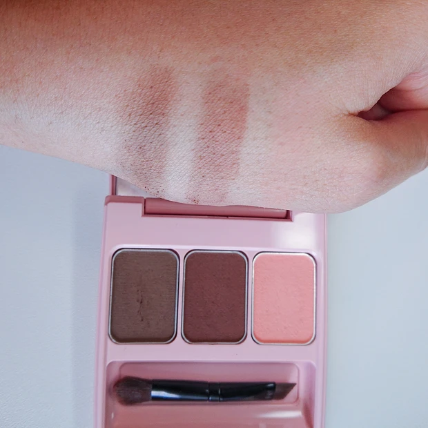 WHOMEE の激売れアイブロウパウダーと神ブラシで今風おしゃ眉に♡_4