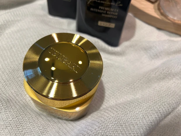 \ダメージケアの歴史を変える黒TSUBAKI/_2_1