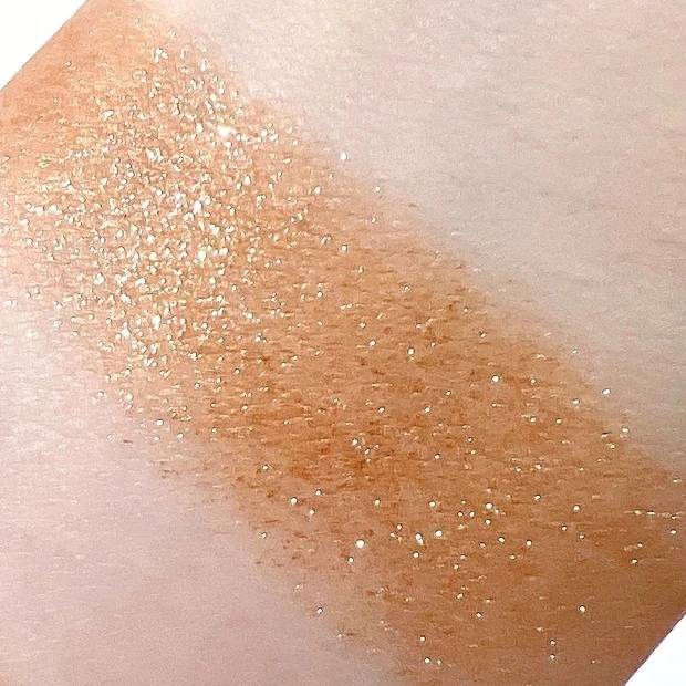 【2025年最新】人気ラメアイシャドウ15選｜使い方や・キラキラメイクのやり方も紹介！_31_1