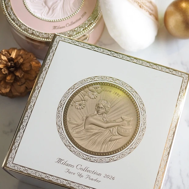 女神の彫刻が美しい1991年に発売した初代デザインの外パケ