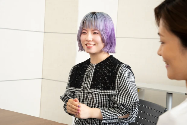 みんなのベスコス 殿堂入りアイテムを試すマキアインフルエンサー SUMOMOさん