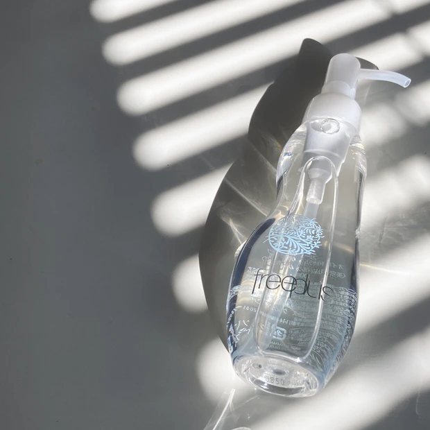 フリープラスから美容液オイルクレンジングが新発売！敏感肌じゃなくても嬉しいマイルド設計！_2