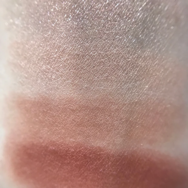 ベージュトーンアイシャドウ 03