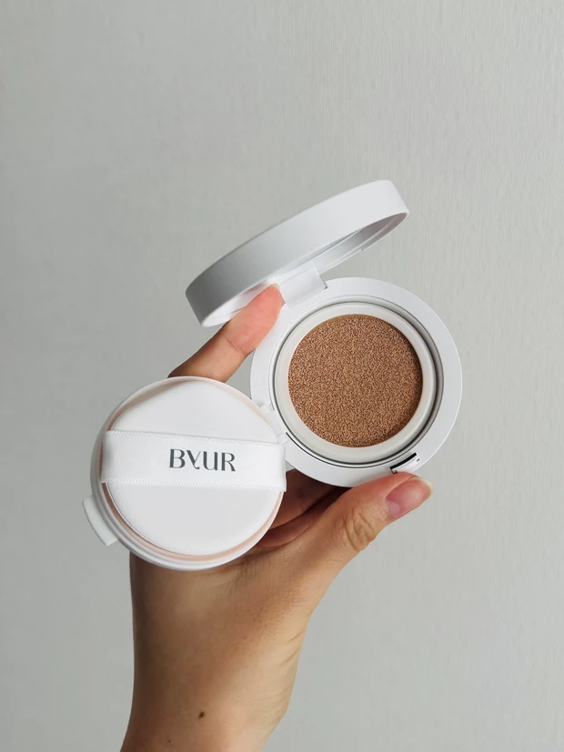 ByURのセラムフィットフルカバーグロークッション