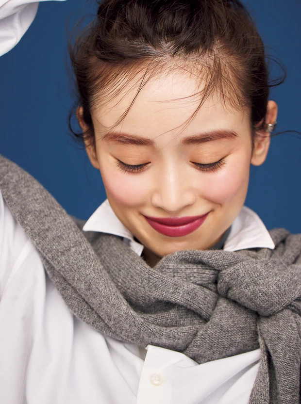 【秋メイク】秋リップのおすすめ　泉里香