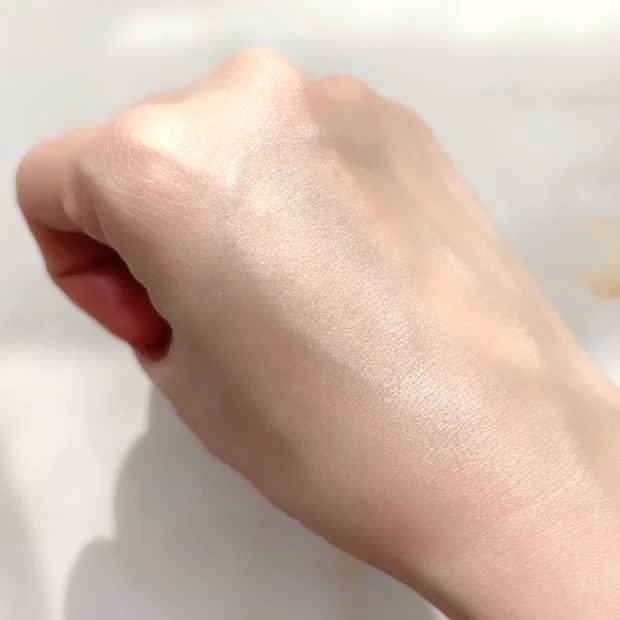 SUQQU グロウ セッティング パウダーの仕上がり