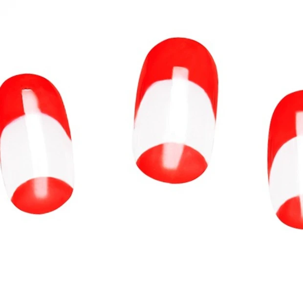 セルフで簡単ジェルネイル！いい女風❤モードな「変形フレンチ」に挑戦！