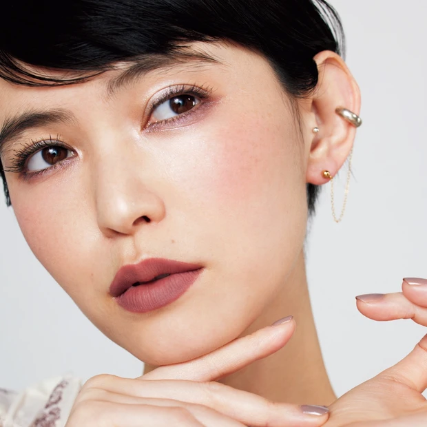 リップ　モーヴ　春　メイク