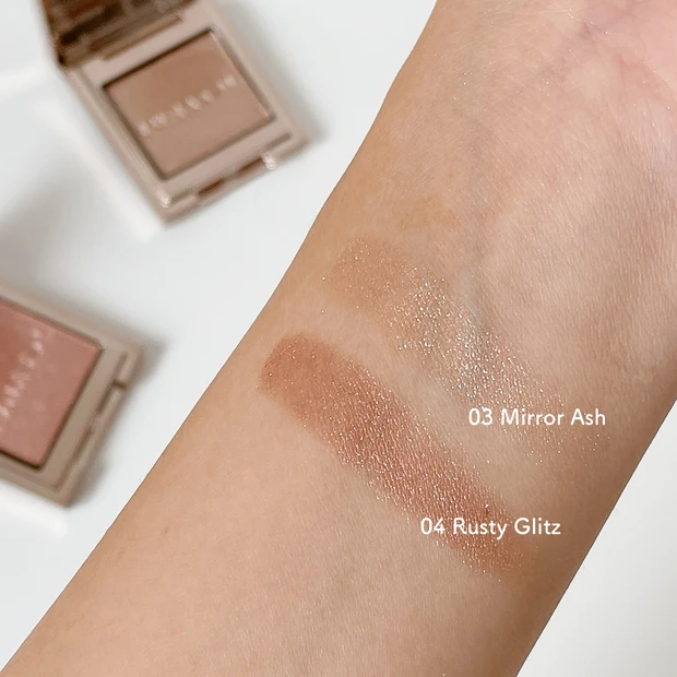 ルナソル モノアイカラーレーション 03、04