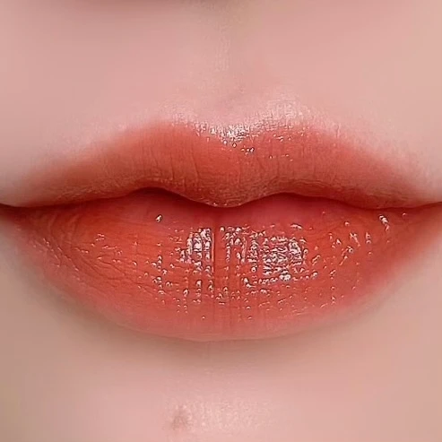 KATE(ケイト)リップモンスター イエベ春お気に入りカラー 04 パンプキンワイン スウォッチ