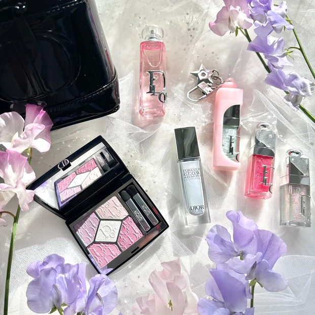 かわいすぎ〜♡ディオールの春！！！！！！！♡
話題の春コスメご紹介♪