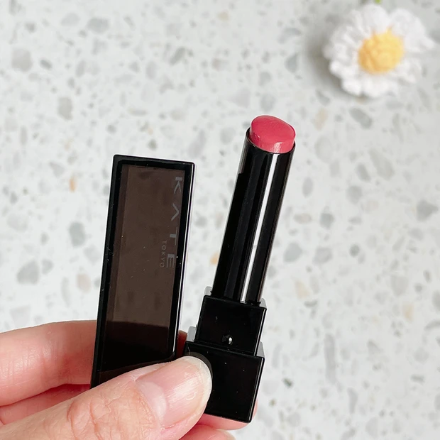 ブルベ夏おすすめ プチプラリップ ケイト リップモンスター クリアトーン C02 肉色モンスター