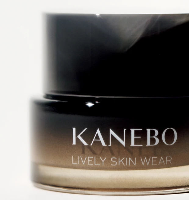 KANEBO ライブリースキンウェアⅡ 240 ライブリースキン ウェアⅡ | KANEBO公式サイト