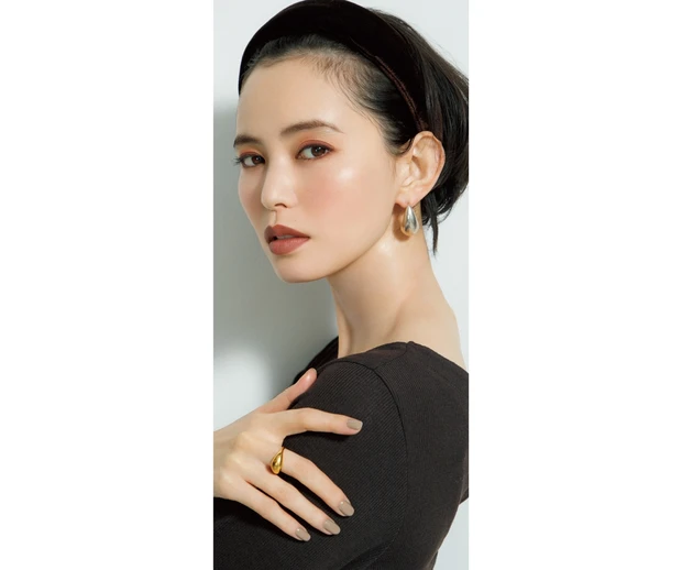 LOOK3 品があってクラシカルな センシュアルFace