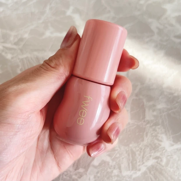 3DボリューミンググロスB01 パッケージ