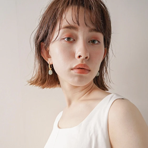 30代 Aラインの切りっぱなしボブ