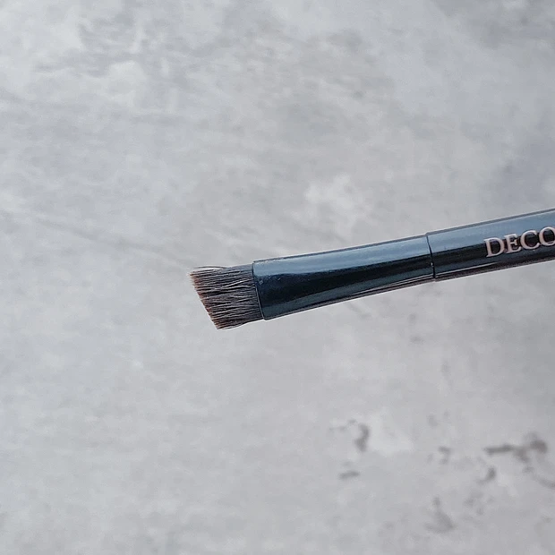 【コスメデコルテ】理想的な骨格が叶う！コントゥアリングパウダー　アイブロウ。これ一つでノーズシャドウ&アイブロウパウダーの2つの役割。陰影コントロールもテクニック要らず！_11_3