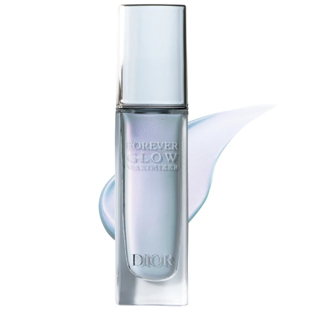 春新色でしたいトレンドメイク 元乃木坂46 与田祐希 ディオールスキン フォーエヴァー グロウ マキシマイザー 100