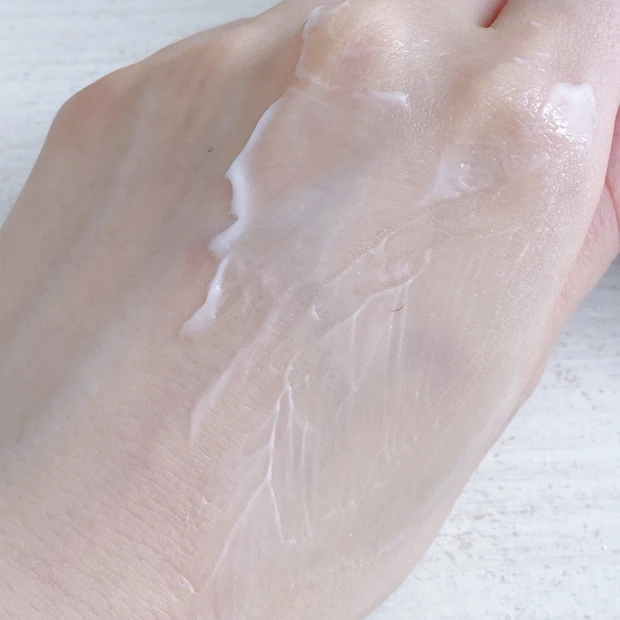 【乾燥ぐすみを撃退】美白も、乾燥対策にも。毎日使いで理想のハリ肌に。_3_3