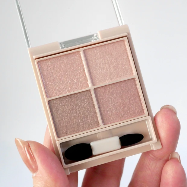 CANMAKE(キャンメイク)シルキースフレアイズ(マットタイプ) M06 リマグレージュ