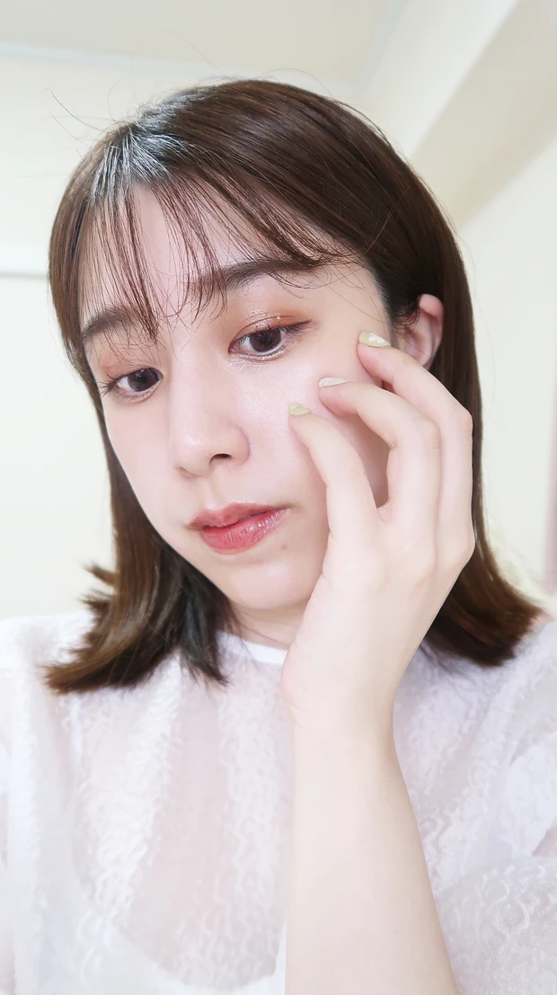 【イエベさんでもできる】SNSで話題の中国メイク”水密桃メイクの次世代版”の透明感大爆発『パール蜜桃メイク』やってみた!_4_2