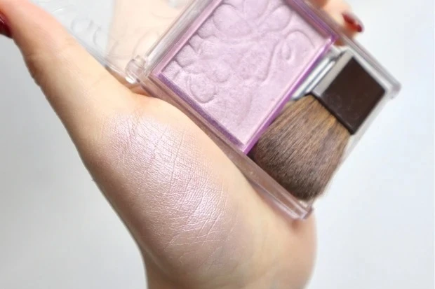 パールグロウニュアンサー N2 ライラックムードをブルベがレビュー