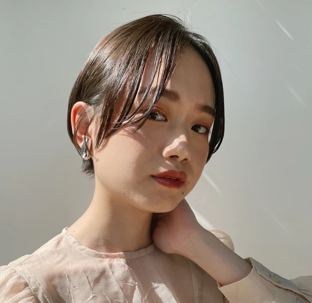 ショート ショートへア ボブ ボブヘア へアアレンジ ヘアスタイル 髪型 前髪なし 暗髪