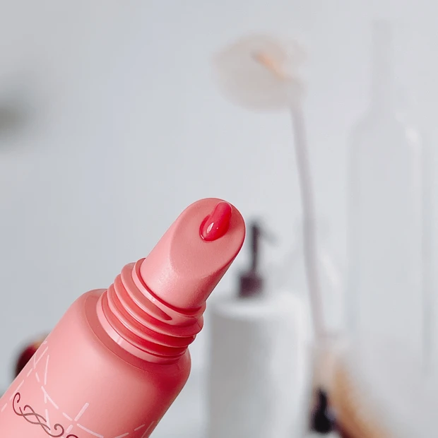 キャンメイク メロウデューリップエッセンス 使い心地