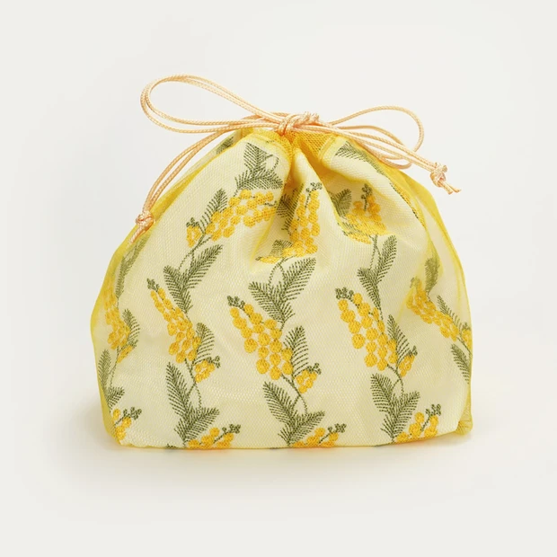 春の新作ポーチ　近沢レース　巾着ポーチ